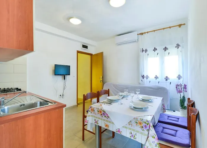 Citrus Apartment