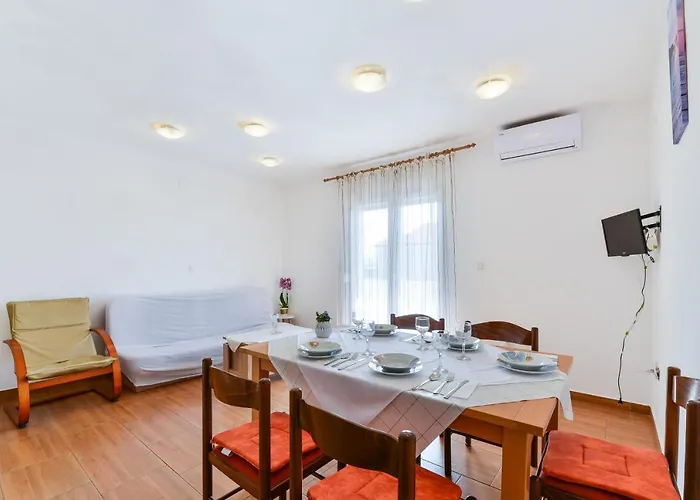 Citrus Apartment *